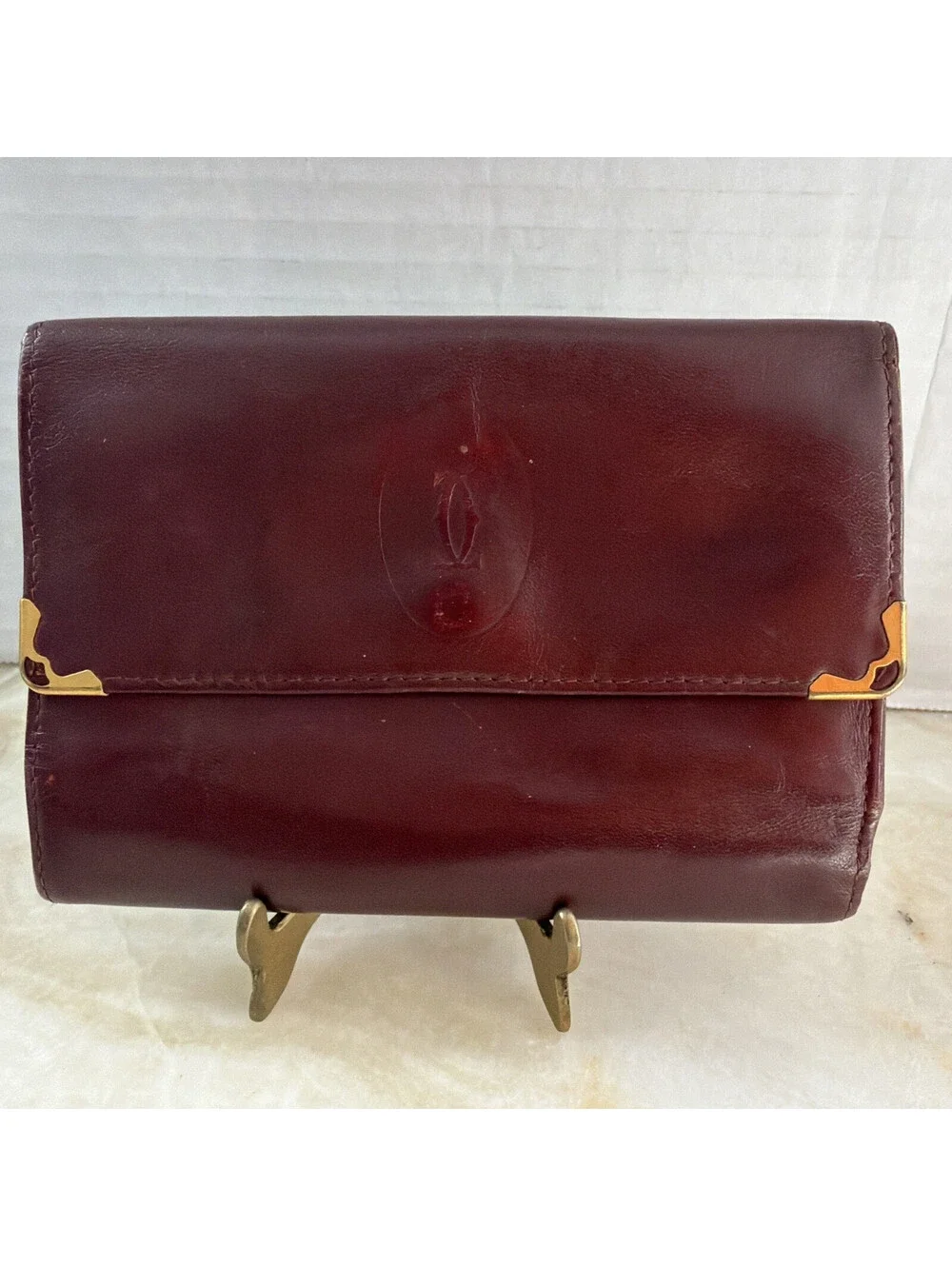 Must De Cartier Vintage Trifold Leather Bordeaux Red Wallet Compact Kisslock
